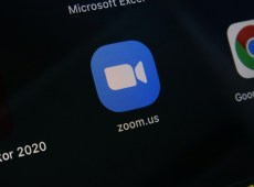 Zoom app on a mobile.