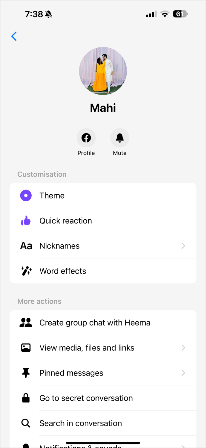 Chat settings in Facebook Messenger on iPhone.